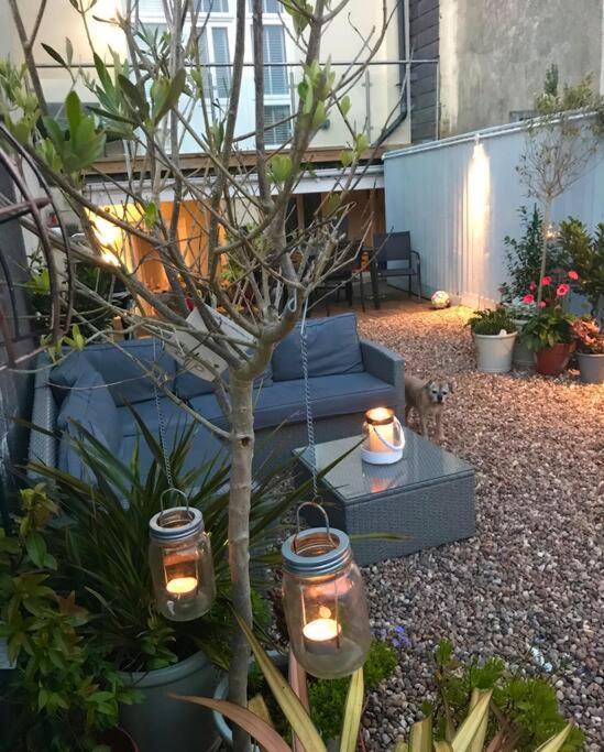 Flat 1 Flint House Tenby - 2 Bedroom - Garden - Dog Friendly Kültér fotó