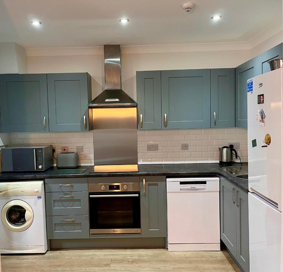 Flat 1 Flint House Tenby - 2 Bedroom - Garden - Dog Friendly Kültér fotó
